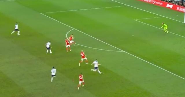 1669754588408071584.jpg 564.jpg